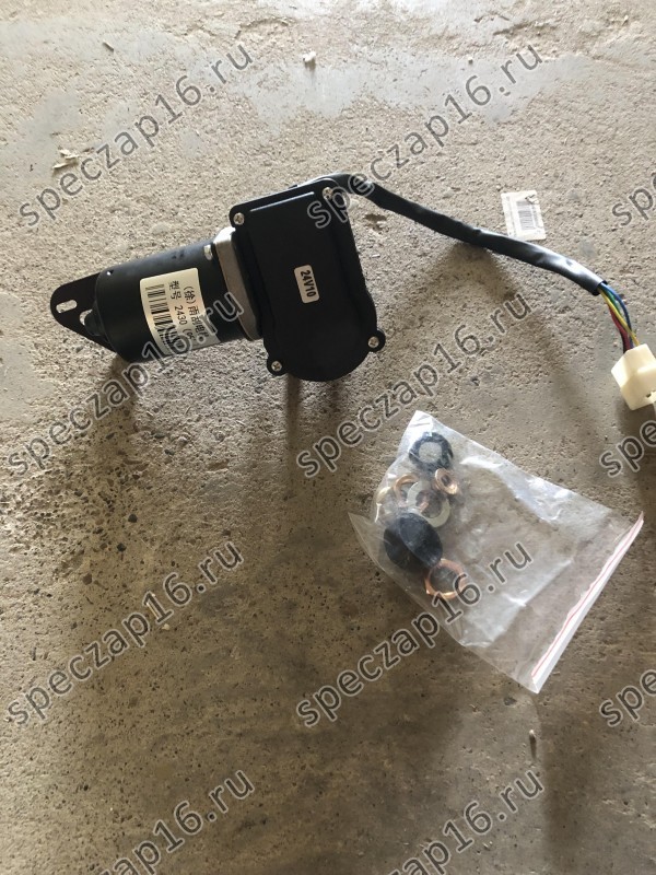 Мотор стеклоочистителя 4 контакта LW300/LW500