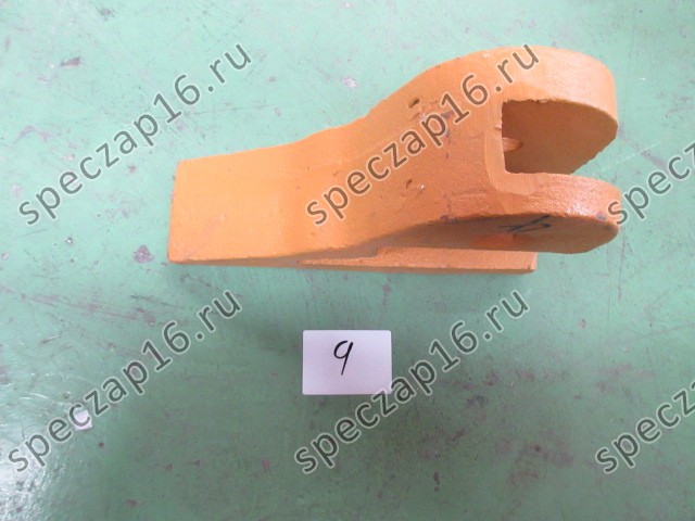 Зуб ковша правый XG955III/H