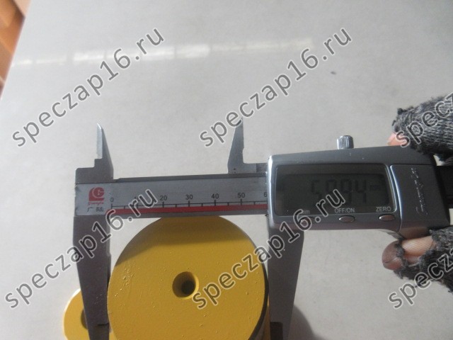 Палец ковш-рычаг CDM833/5